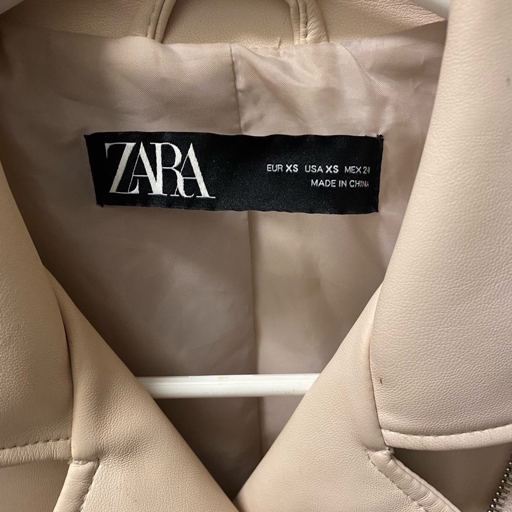 Ladies Beige Jacket Extra Small - image 1